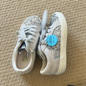 NWT. Vintage Havana kids shoes